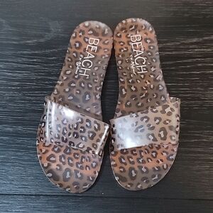 BRAND NEW BEACH BY MATISSE WOMEN'S LEOPARD SALTY SANDAL